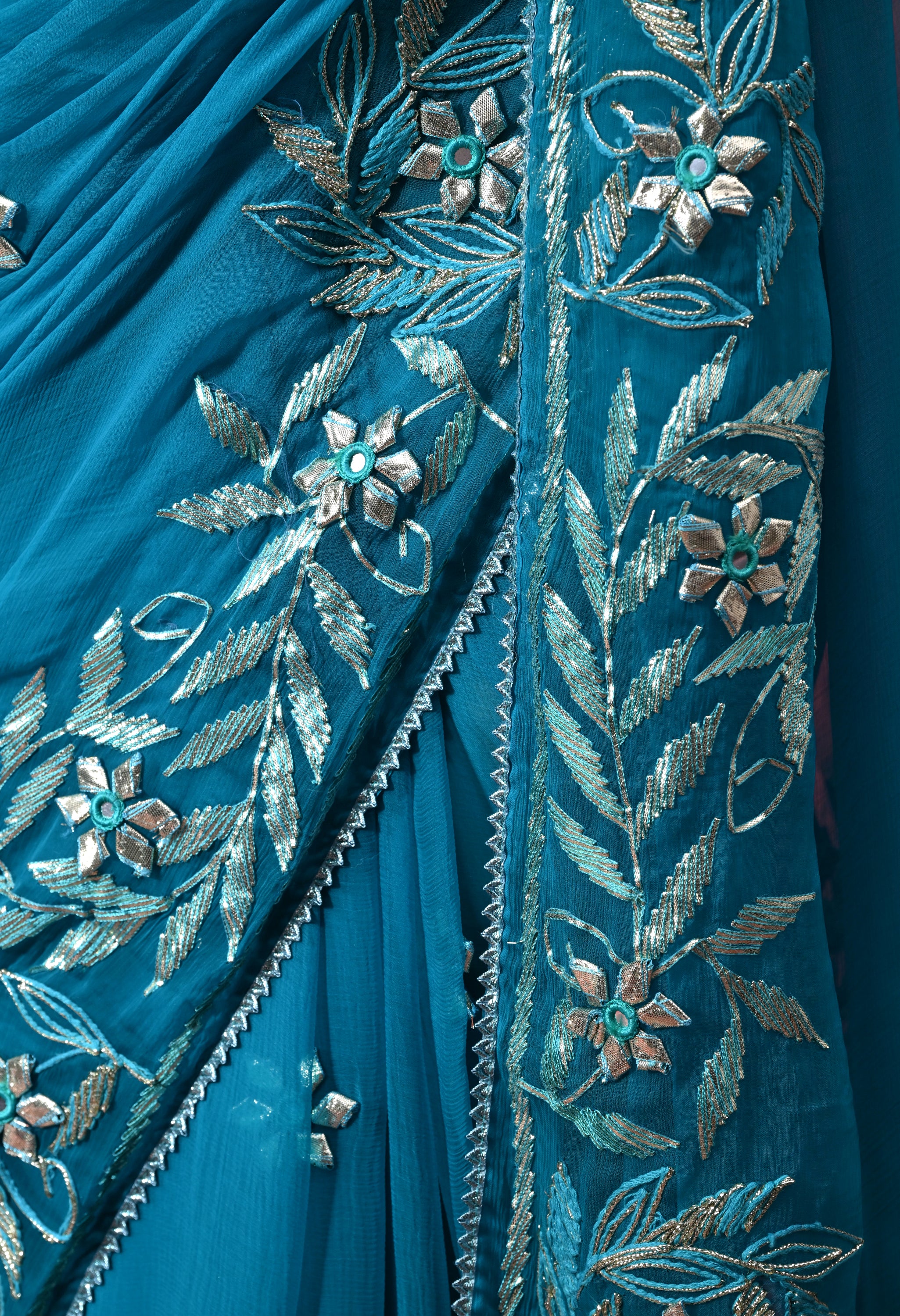 JP Gota - 1 Peacock